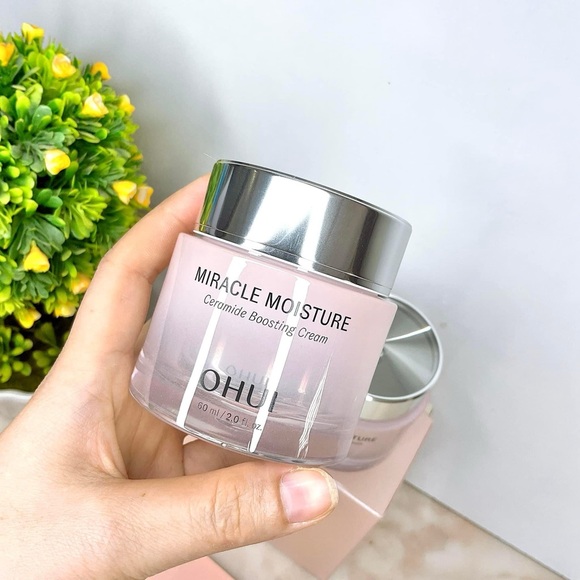 OHUI Miracle Moisture CERAMIDE BOOSTING CREAM 60mlx2, Expired 2027 - Picture 3 of 4